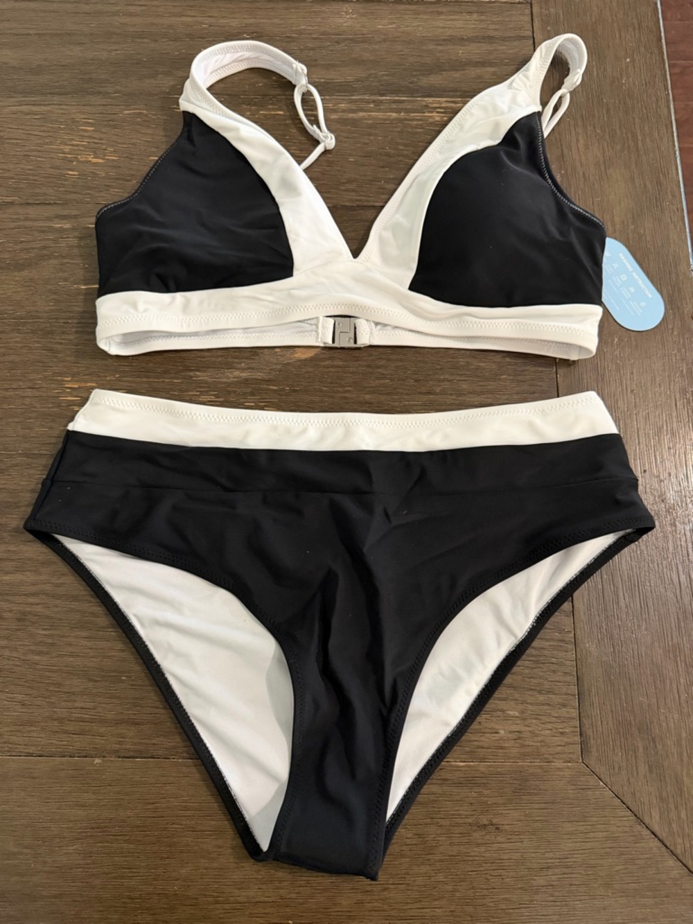 NWT -Black & White Women’s Two-Piece Bikini Set-XL